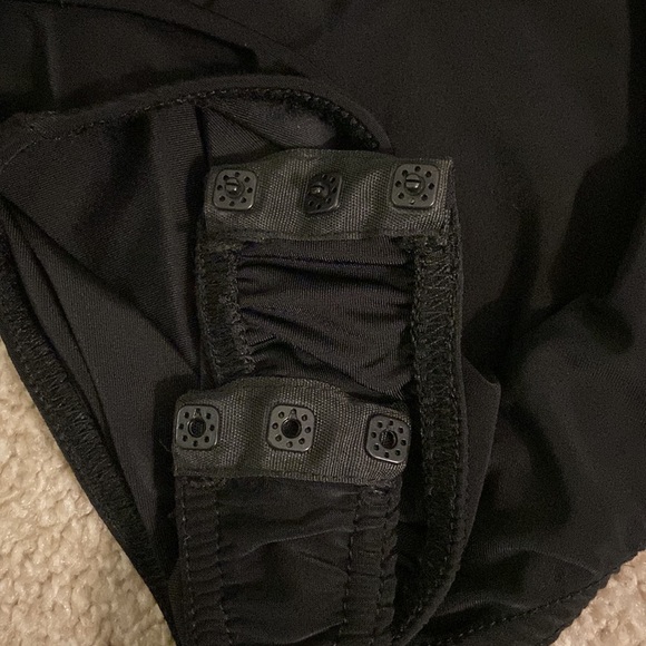 Missguided Black Slinky One Shoulder Bodysuit 2 - Picture 6 of 13